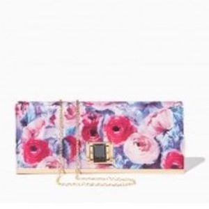 Esmé Floral Clutch
